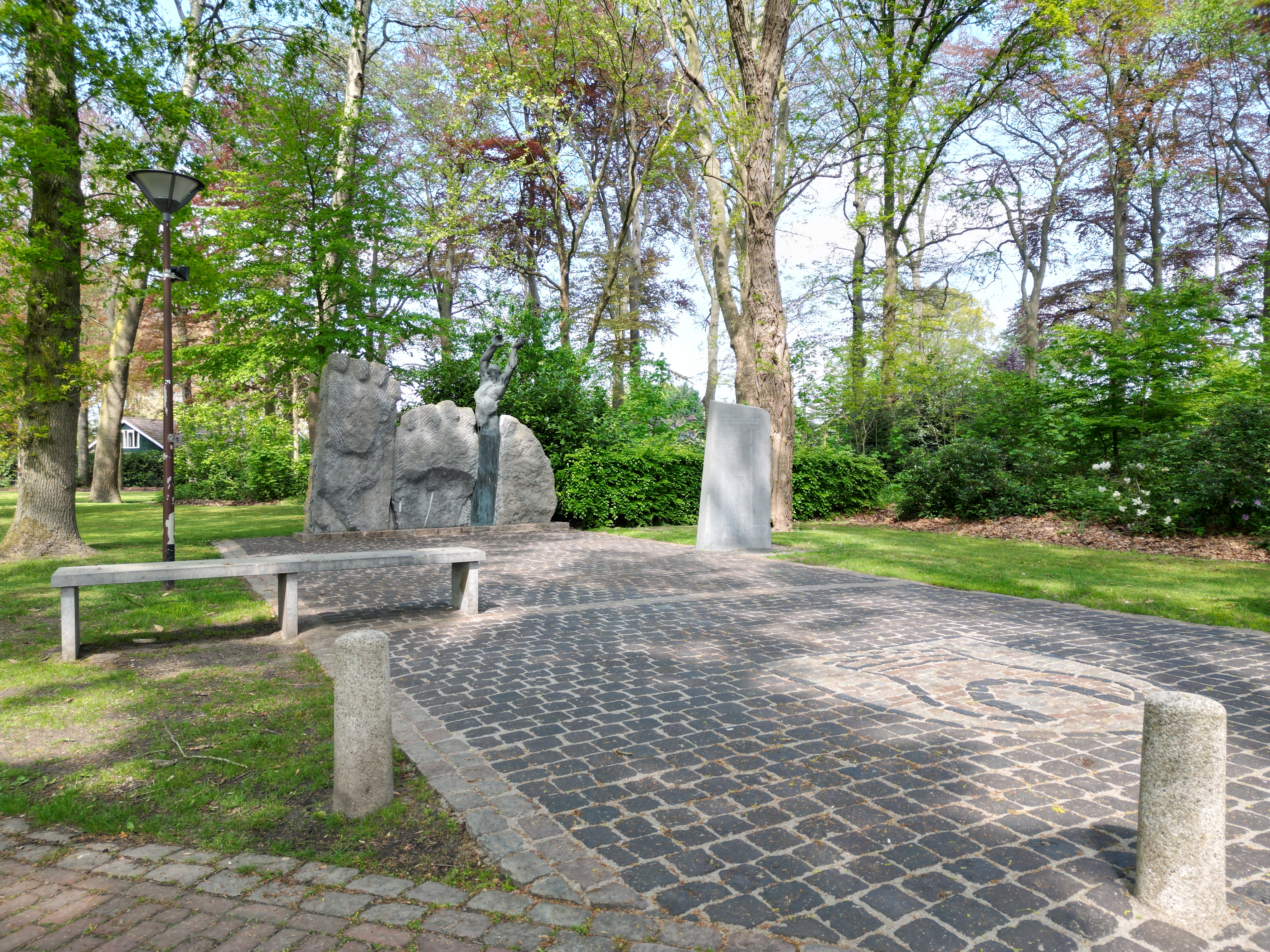 Oorlogsmonument in Hoeven